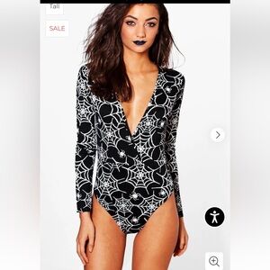 Boohoo Lilya Halloween Spider Web Long Sleeve Bodysuit